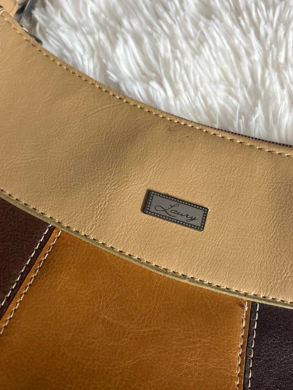 Retro Handbag - Picture 2 of 5